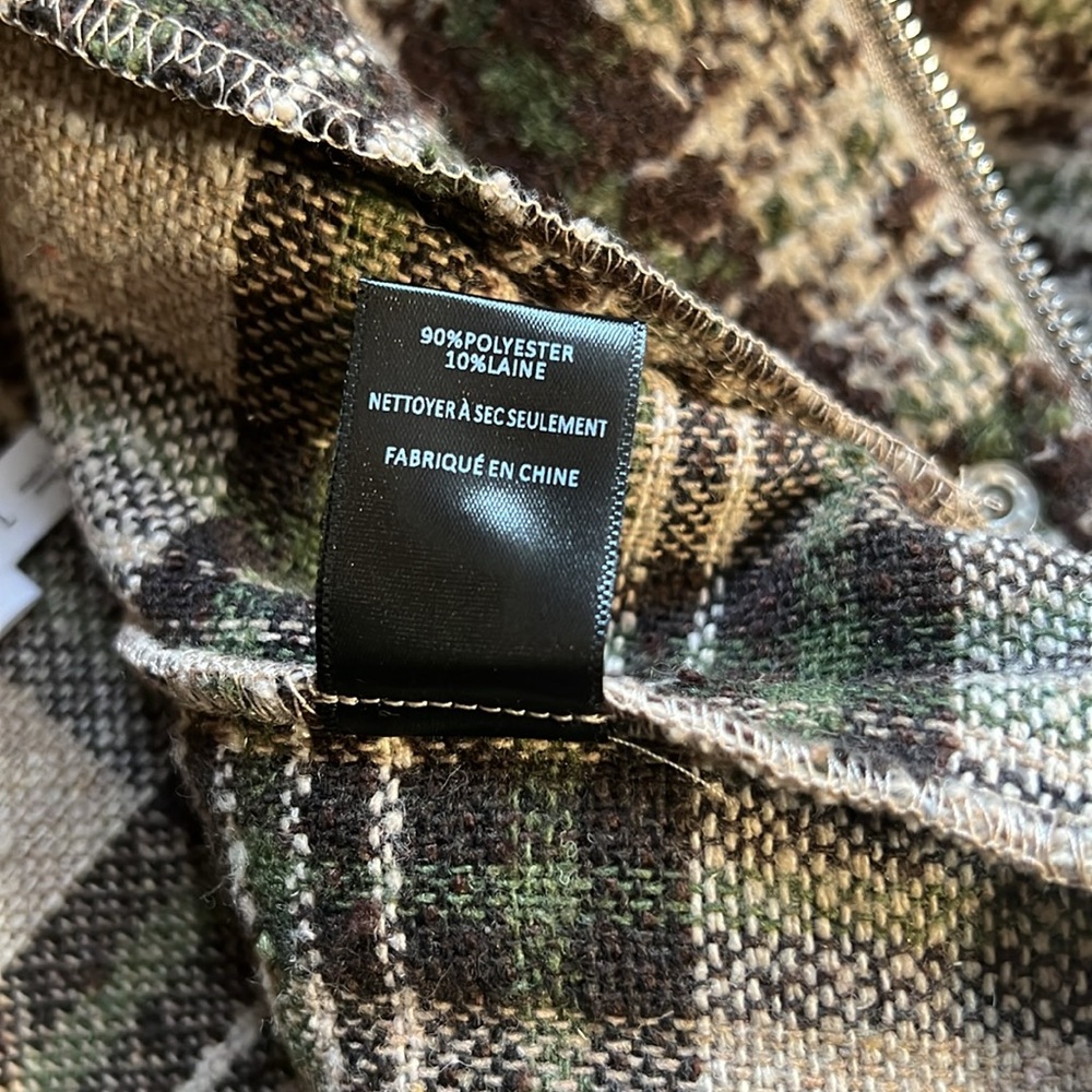 New All in Favor Plaid Crop Jacket Women’s Size Large in Chestnut Plaid - Picture 13 of 16